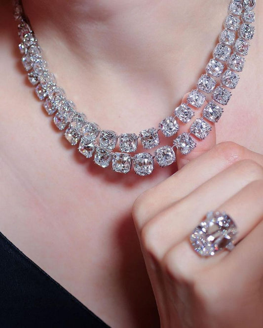 Luxury Diamond Necklaces That Elevate Any Outfit Instantly