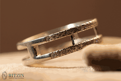 Einzigartiger 1,55 TCW runder Moissanit-Diamant Halb-Ewigkeits-Ehering mit zweireihigem Ring Exklusives Schmuckgeschenk für Sie 