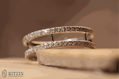 Einzigartiger 1,55 TCW runder Moissanit-Diamant Halb-Ewigkeits-Ehering mit zweireihigem Ring Exklusives Schmuckgeschenk für Sie 